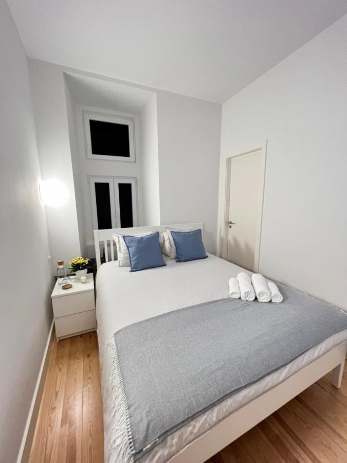 Quarto em Acomodações Particulares Privativo Com Banheiro Compartilhado *